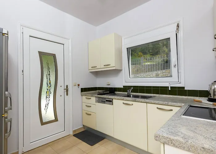 Agapi Deluxe * Σκάλα Ραχωνίου